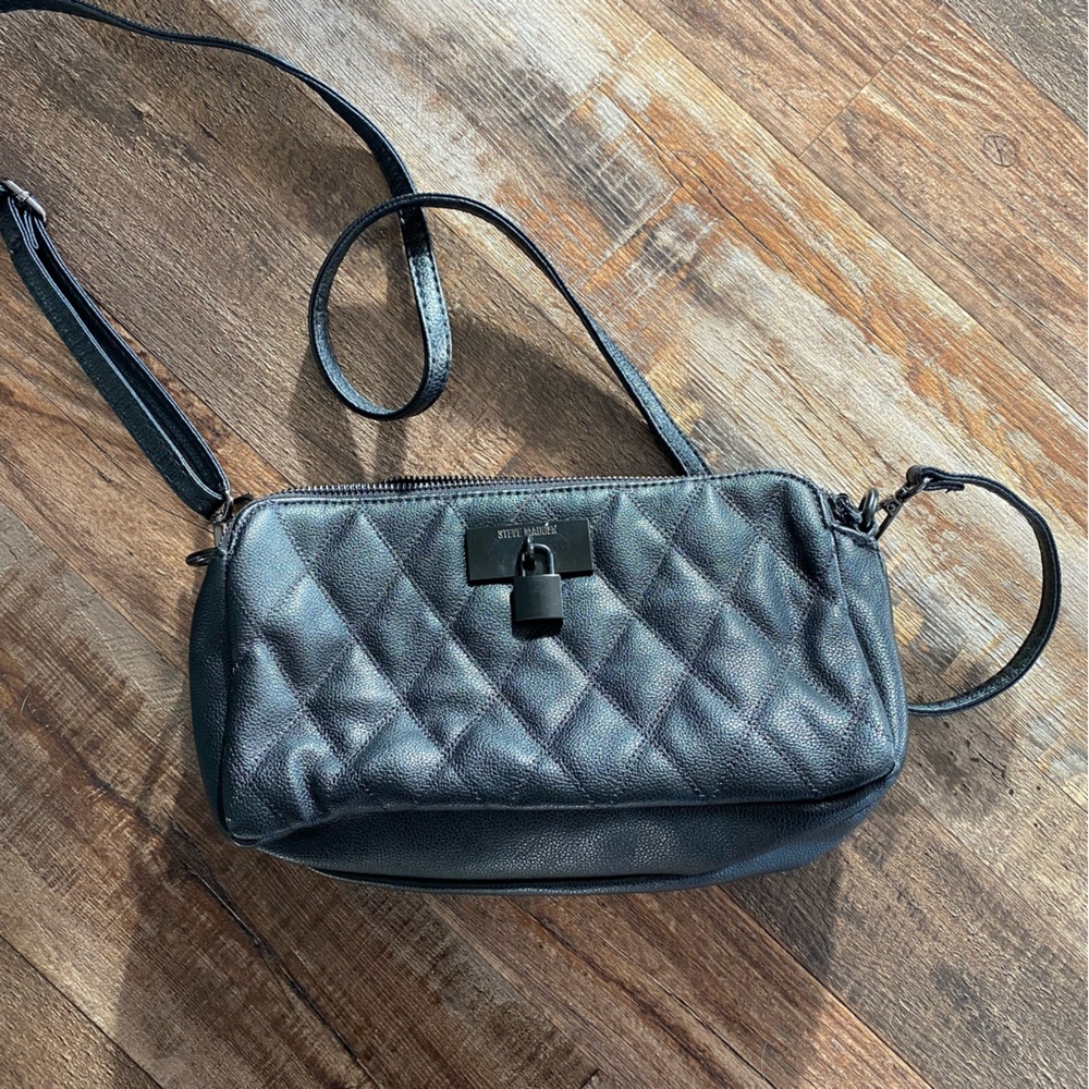 Steve Madden Alisa Double Zip Camera Bag